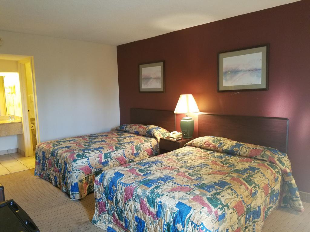 American Inn Skippers/Emporia Area Εξωτερικό φωτογραφία