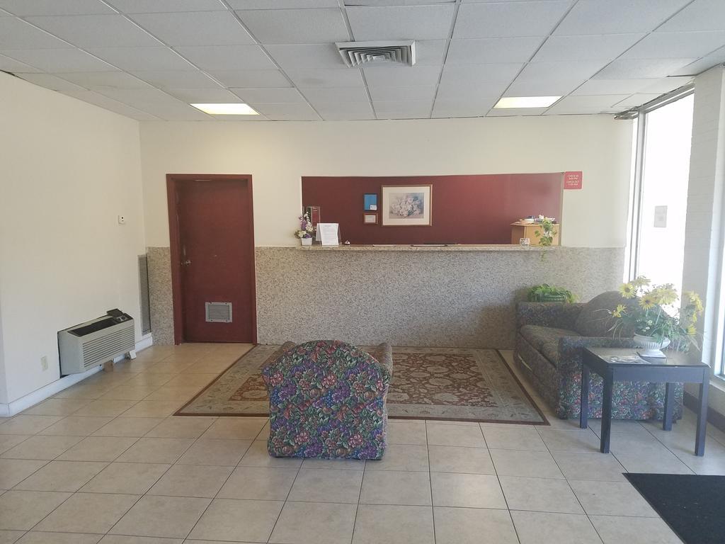 American Inn Skippers/Emporia Area Εξωτερικό φωτογραφία