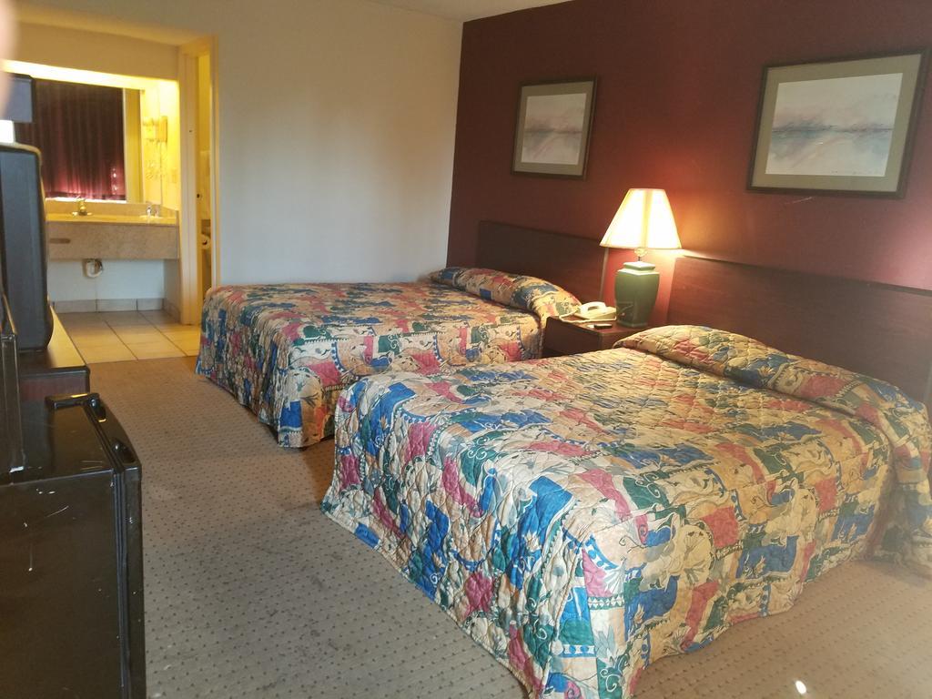 American Inn Skippers/Emporia Area Εξωτερικό φωτογραφία